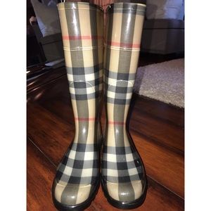 Burberry Rainboots